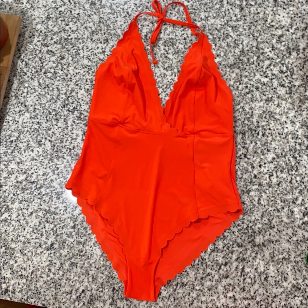 H&M CORAL ONE PIECE